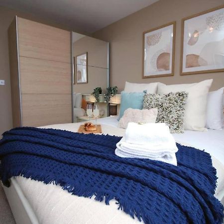 The Observatory By Mia Living 2 Bedroom Apartment Overlooking Swansea Beach With Free Parking Экстерьер фото