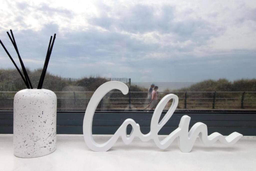The Observatory By Mia Living 2 Bedroom Apartment Overlooking Swansea Beach With Free Parking Экстерьер фото